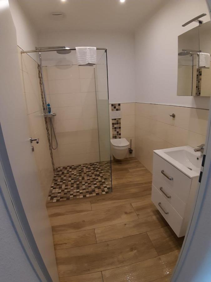 Ferienwohnung Carina Вилхелмсхафен Екстериор снимка